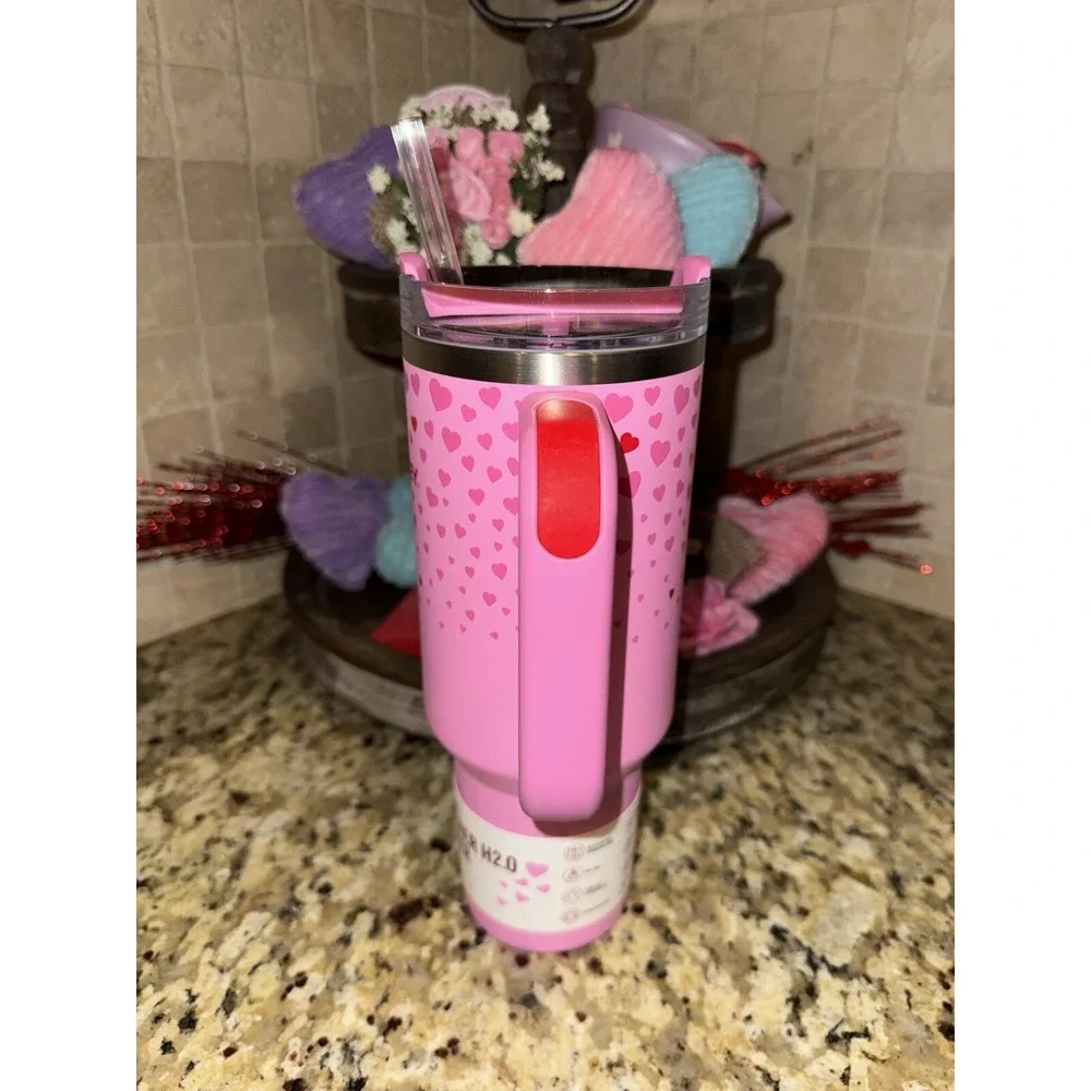 Stanley Valentines Day Heart 40 oz Target Exclusive Sweet Hearts Tumbler New - Picture 2 of 9